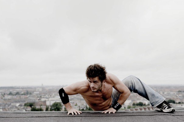 Ilir Hasani doing parkour