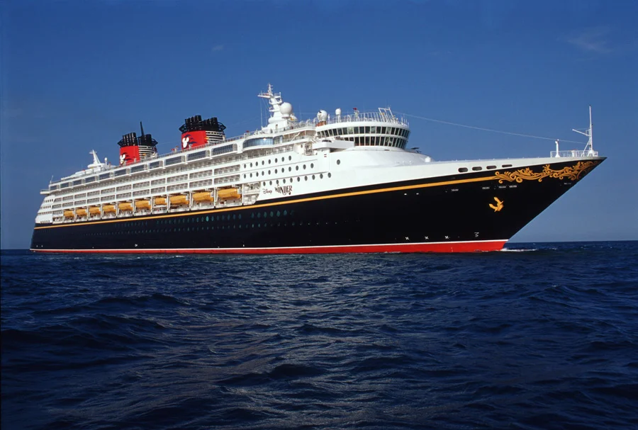 singers for Disney cruises
