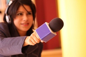 Casting call for female TV host / reporter