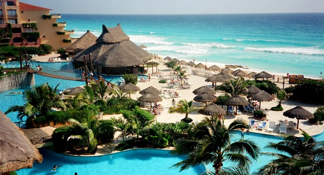 Model casting for Cancun photo shoot