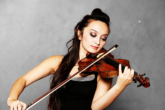Auditions for violinist