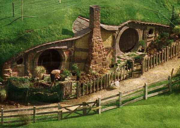 Casting call for Little Person to host Hobbit Homes