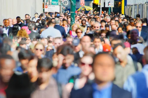 Extras wanted in NYC for crowd scene