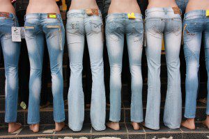 Jeans commercial holding auditions for paid hip hop dancers
