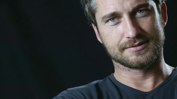 Gerard Butler film "Hunter Killer" issues a casting call in Alaska