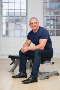 Read more about the article Robert Irvine Casting Guests for His New Talk Show