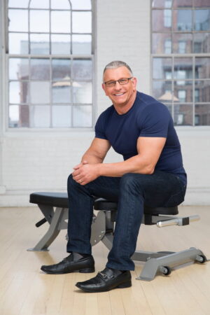 Robert Irvine Casting Guests for His New Talk Show
