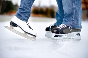 Read more about the article Casting Ice Skating Couples for Mobile App Commercial in Los Angeles