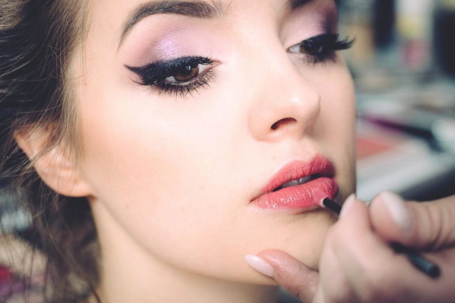 Read more about the article Makeover Show Now Casting People in L.A. Who Need a Style Change