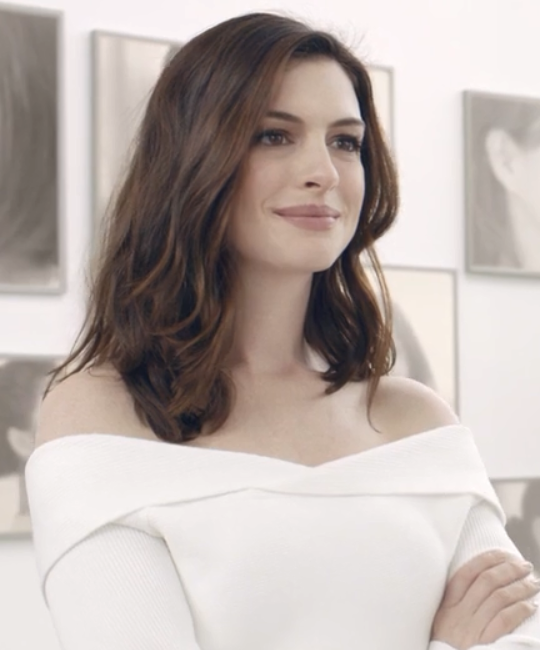 Read more about the article Anne Hathaway’s New Movie “The Idea of You” Casting Teens & Adults in Atlanta